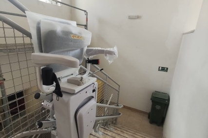 Sloboda kretanja u Rijeci: Ugrađena invalidska stolica za stepenice